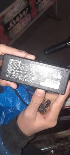 Toshiba charger