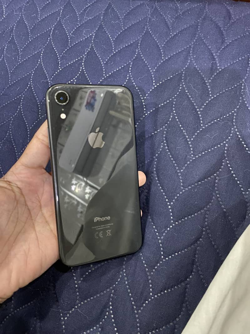 Apple iPhone XR 0