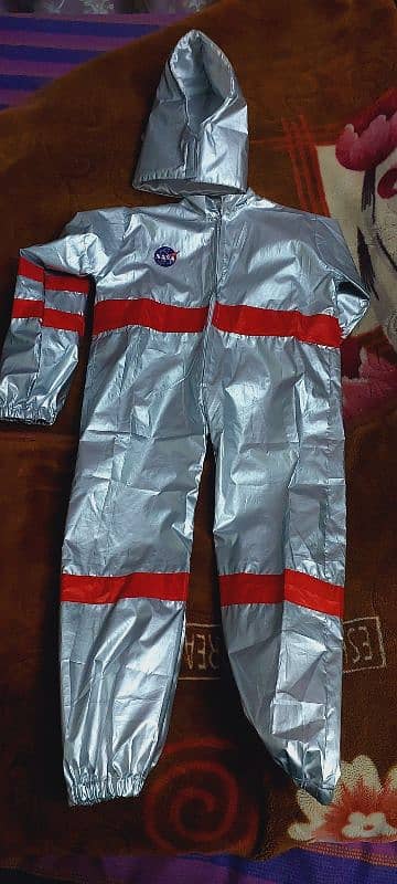 space man costumes 0