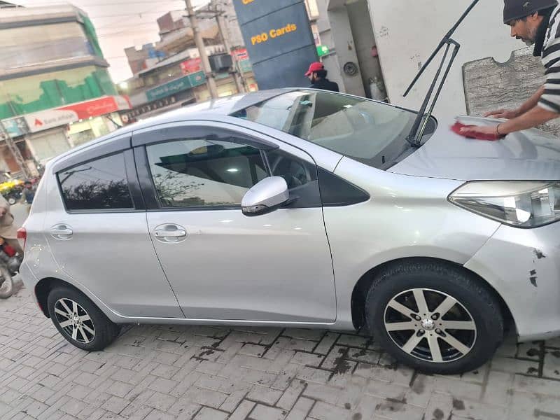 Toyota Vitz 2014 2