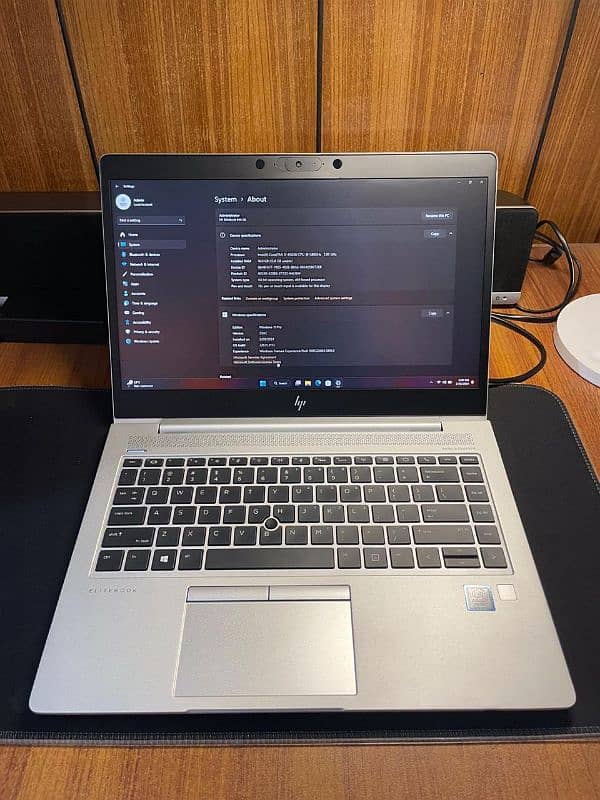 HP elitebook  Intel core i7 8 generation 840 G6 1