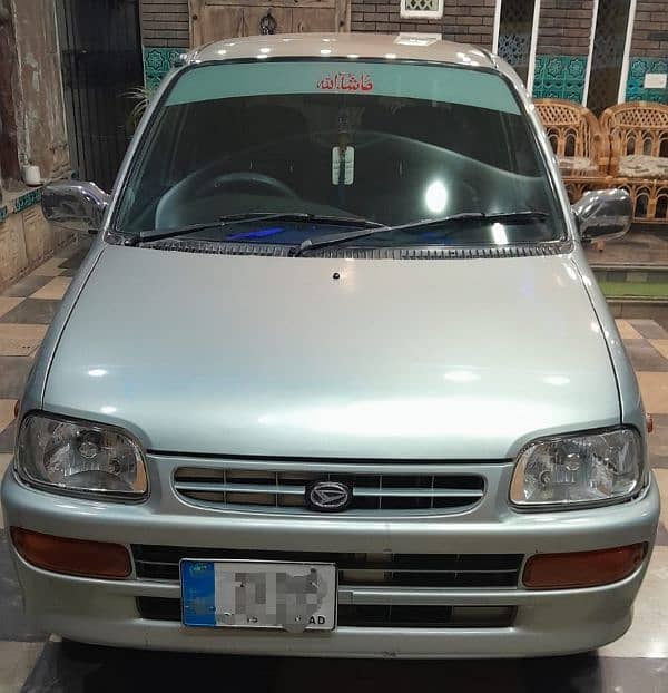 Daihatsu Cuore 2012 1