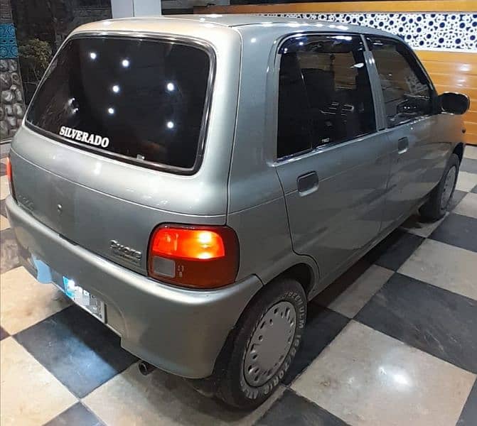 Daihatsu Cuore 2012 13