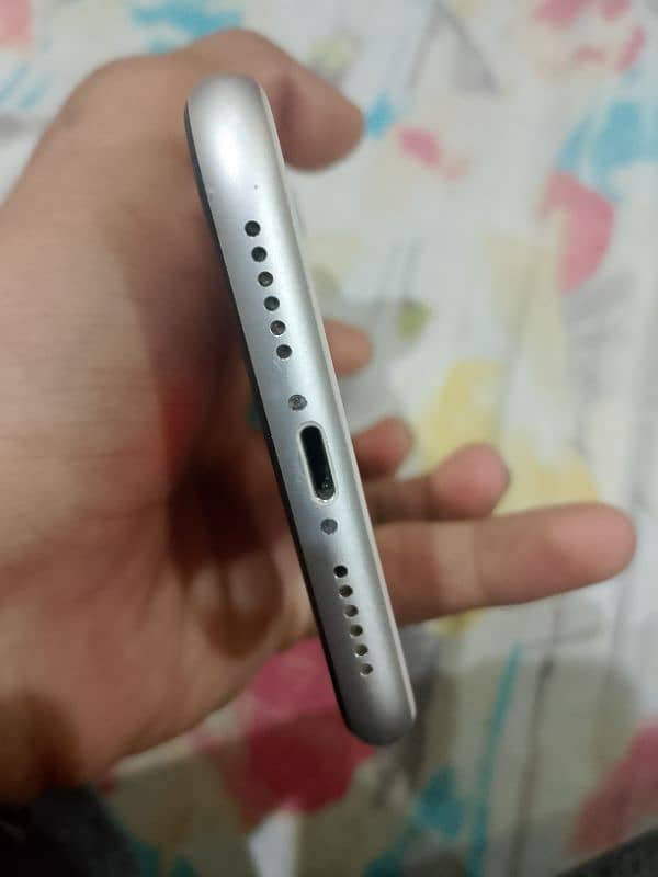 iphone 11 pta 8