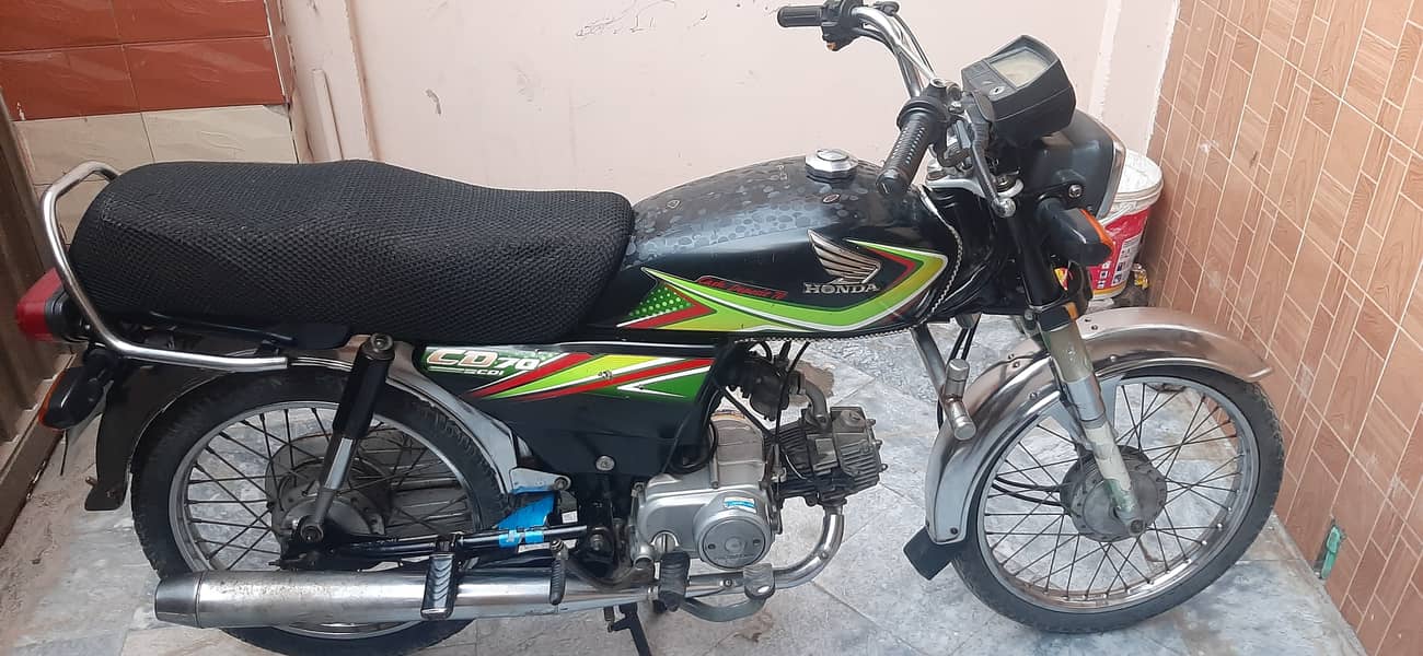 Honda CD 70 2019 6