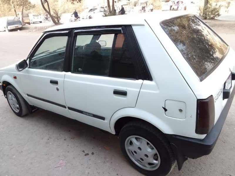 Daihatsu Charade 1991 3