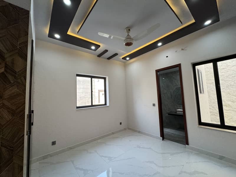 5 Marla Luxury House For Sale In Bismillah Housing Scheme 12