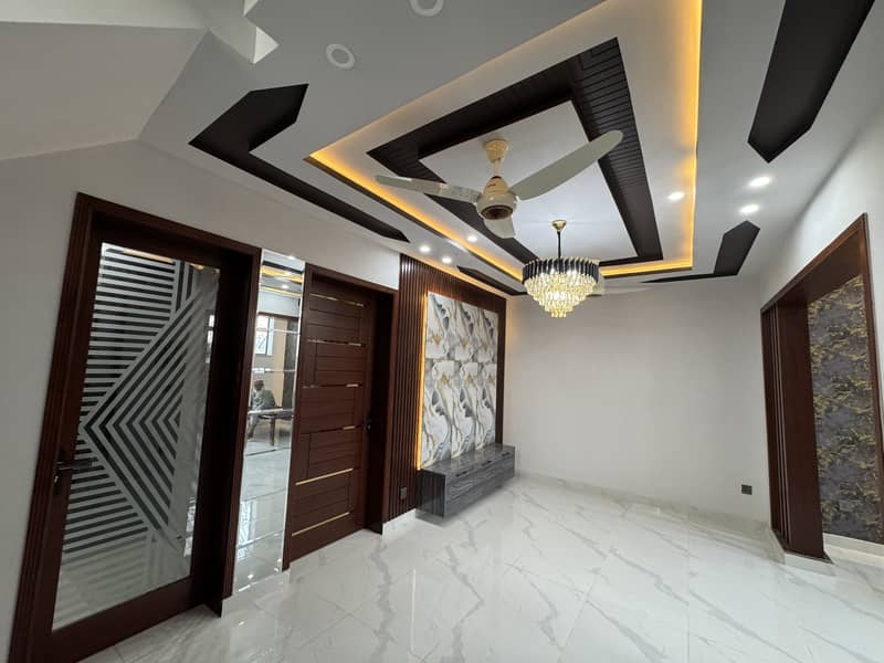 5 Marla Luxury House For Sale In Bismillah Housing Scheme 23