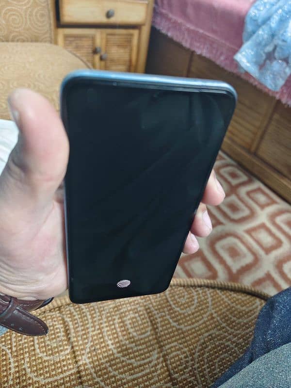 vivo v23e  8/10 condition 4