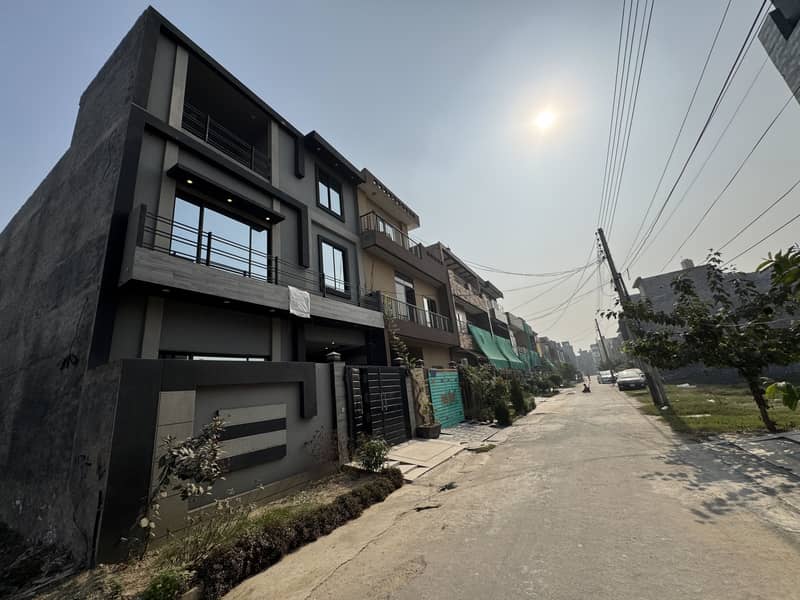 5 Marla House For Sale In Bismillah Housing Scheme 1