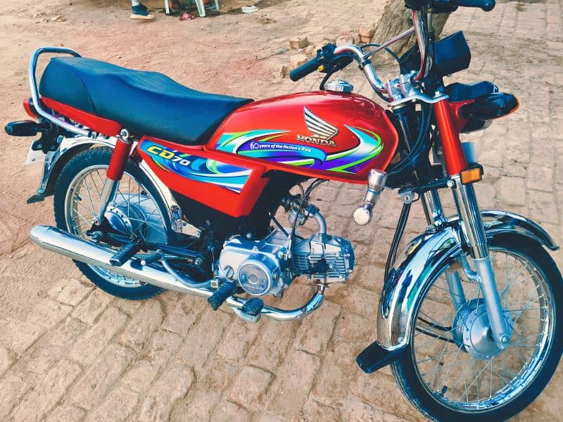 Honda CD70 2024 All Punjab Number Lush Condition 3