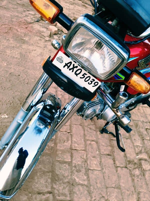 Honda CD70 2024 All Punjab Number Lush Condition 7