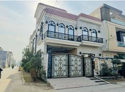 6 Marla Corner Luxury House For Sale