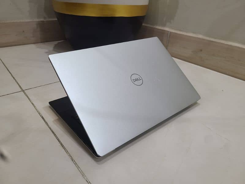 DELL XPS 13 9370 CORE I7 8TH GEN TOUCH 4K 4