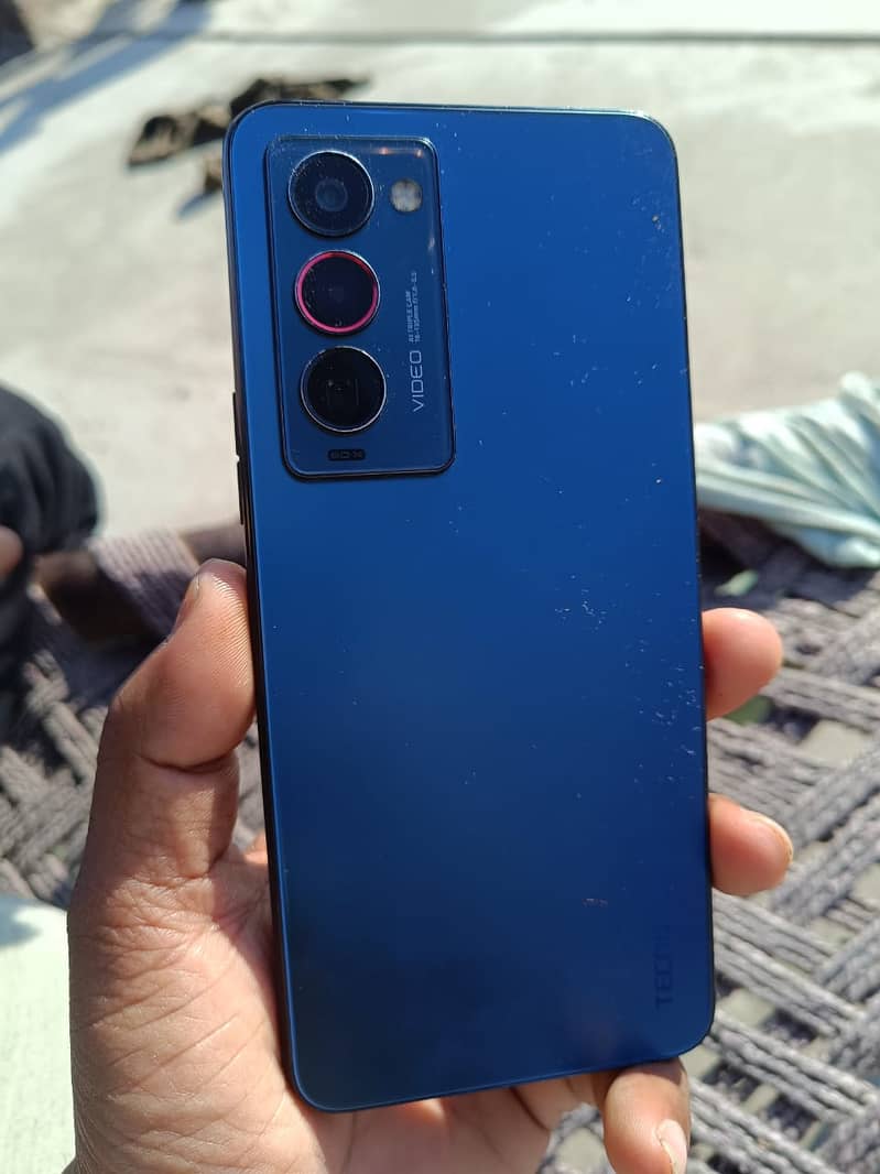 Tecno Camon 18Premier . 8+5GB. /256GB 1