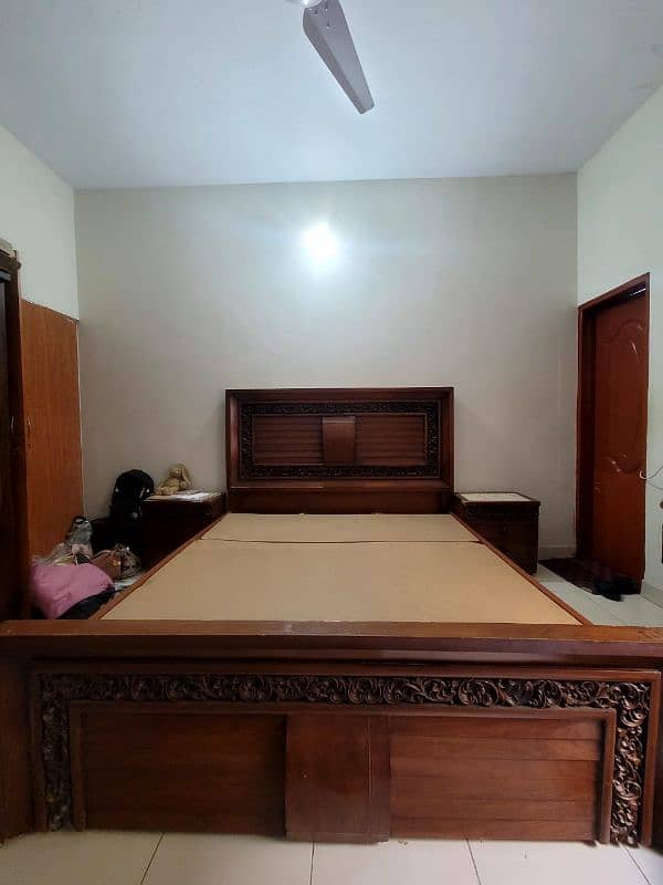 Wooden Bed Set 2