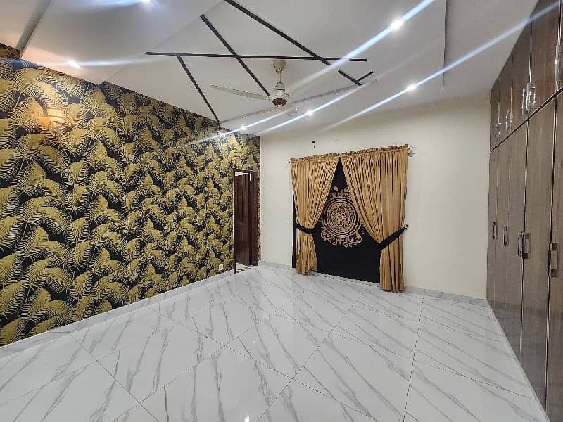 10 Marla fully house for rent Bahria town secter C 3