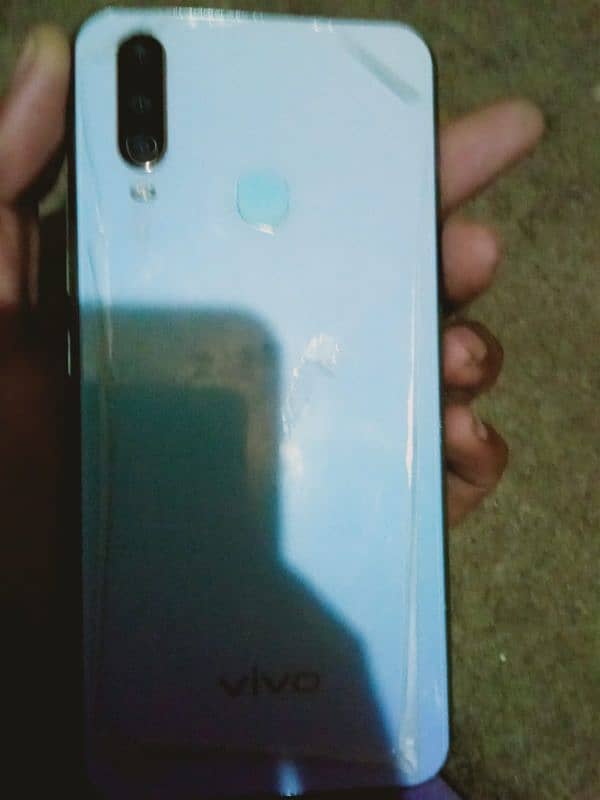 vivo y 17 1