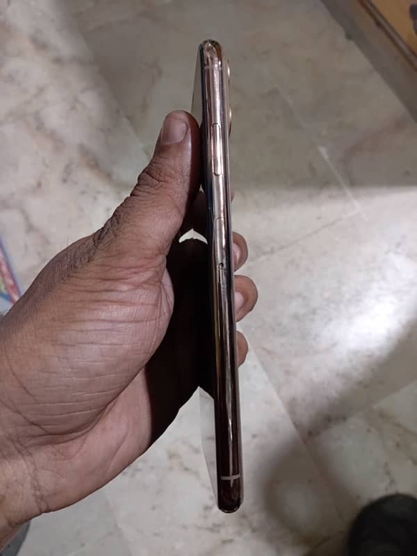 iphone xs max box with pta aproved 5