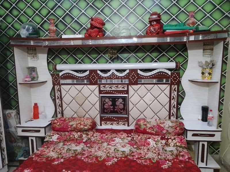 All sets sale Bed Almari divider and dressing 6