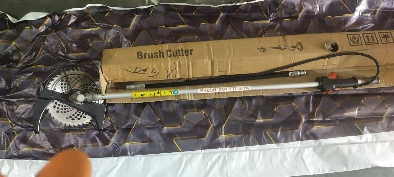 brush cutter back pack brand new for sale Whatsapp no. . 03278508462 0