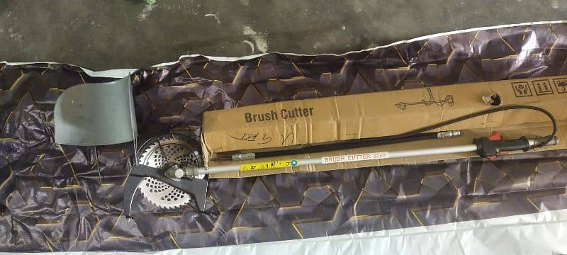 brush cutter back pack brand new for sale Whatsapp no. . 03278508462 1