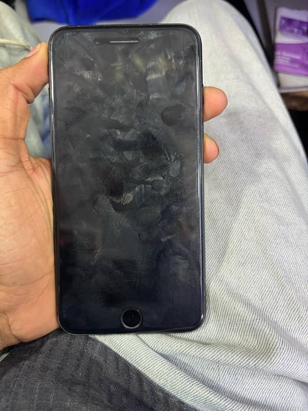 iPhone 7plus 128gb pta official black colour 10/9.5 condition 3