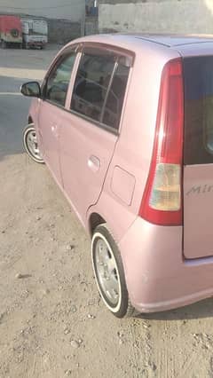 Daihatsu Mira 2006