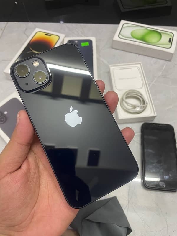 iPhone 13 128GB Factory with box 3