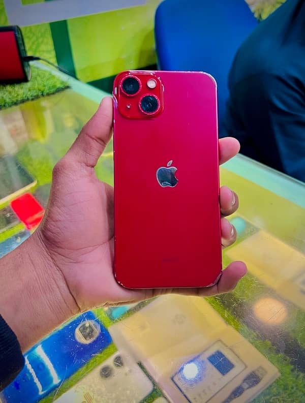 Iphone 13 red 0