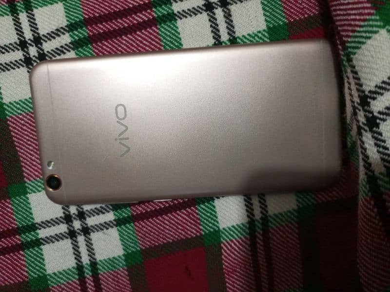 Vivo Y67 6/128, excellent condition 0