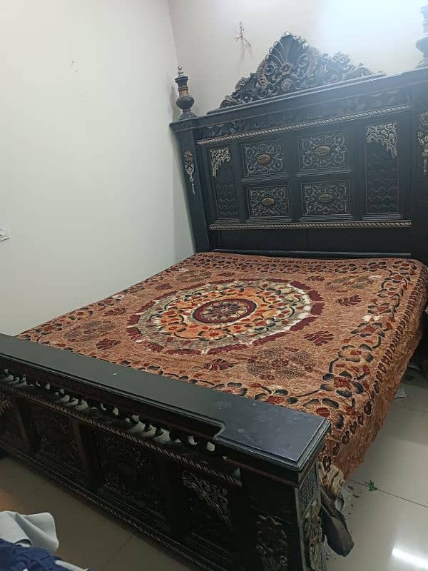 King size chinuoti style bed 3