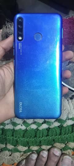 Tecno spark 4