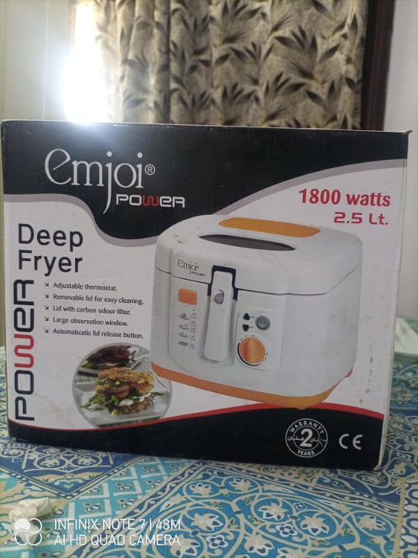 Deep fryer - 2.5 litre 0