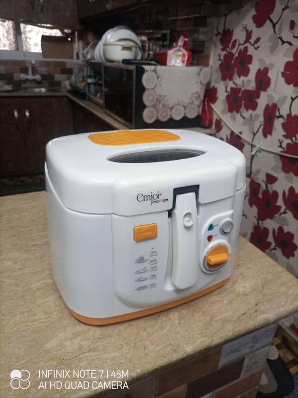 Deep fryer - 2.5 litre 4