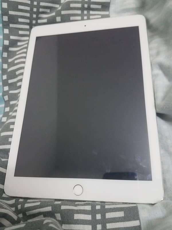 iPad 6th Generation 0