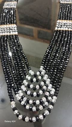 Black white necklace