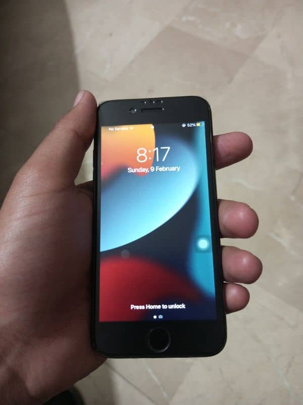 I phone 7 32gb 10/10 condition | bypass | 6