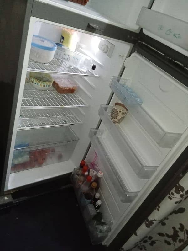 Brand New Haier Medium-Sized Fridge for Sale 5