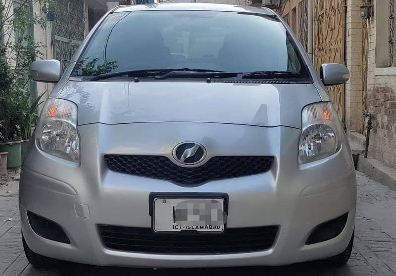 Toyota Vitz 2008 1