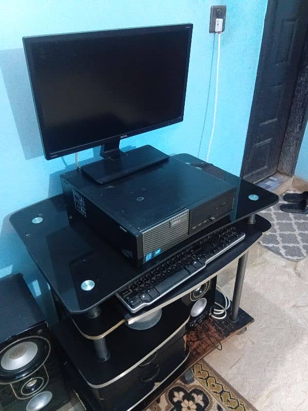 Computer set for sell With Trolley 1