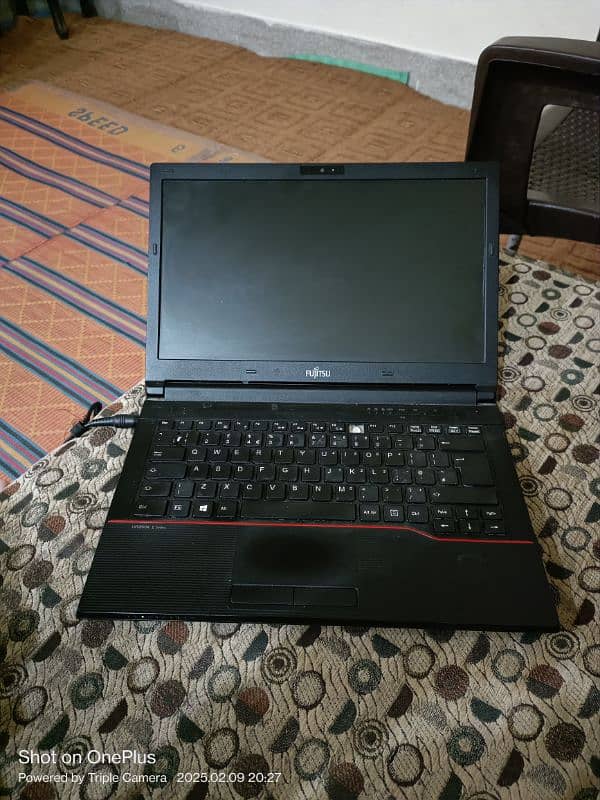 Fujitsu Life book E Series for sale 0