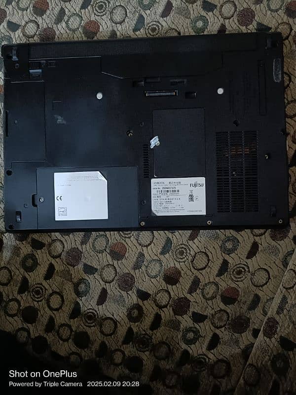 Fujitsu Life book E Series for sale 2