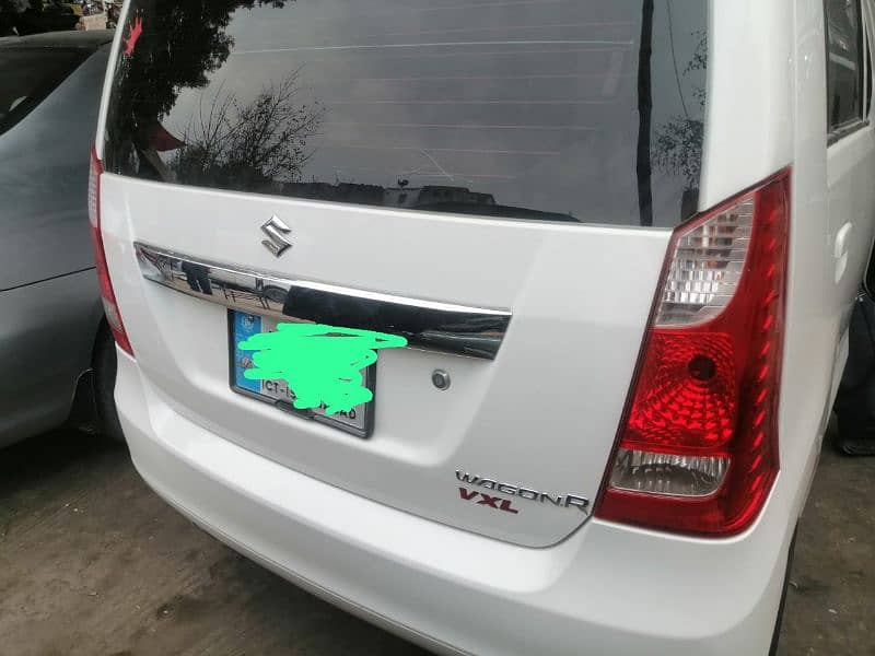 Suzuki Wagon R 2018 1