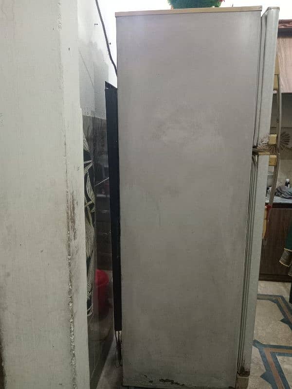 Pel Refrigerator for sale in good condition 2