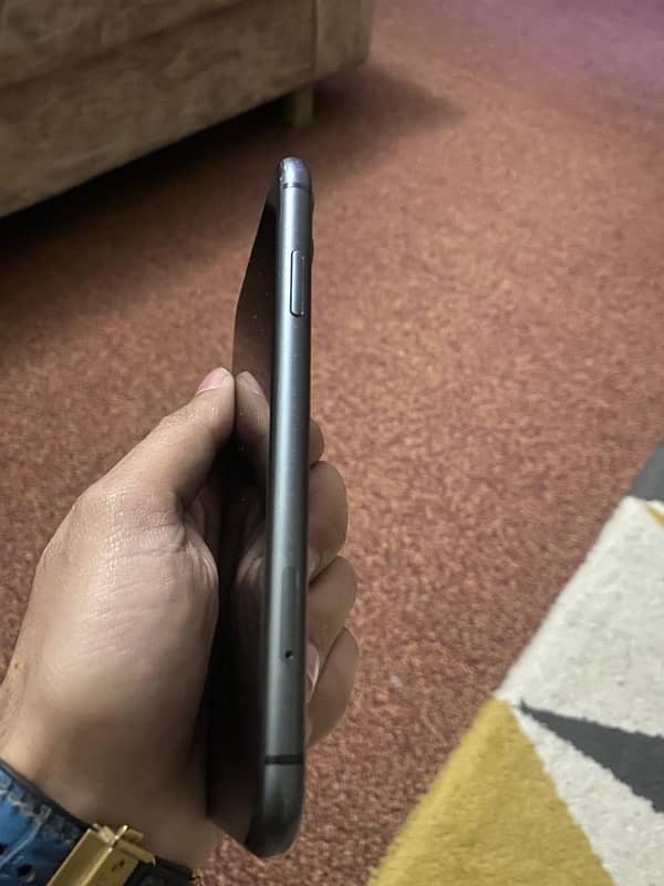 iphone 11 NON PTA waterpack 4