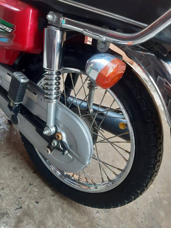 Honda 125 2023 6