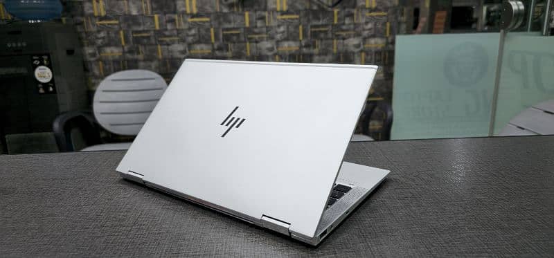 Hp Elitebook 1030 G7 X360 Touch i7 10th Generation 17