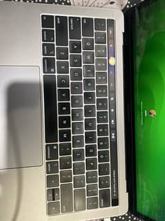 MAC BOOK PRO 2018