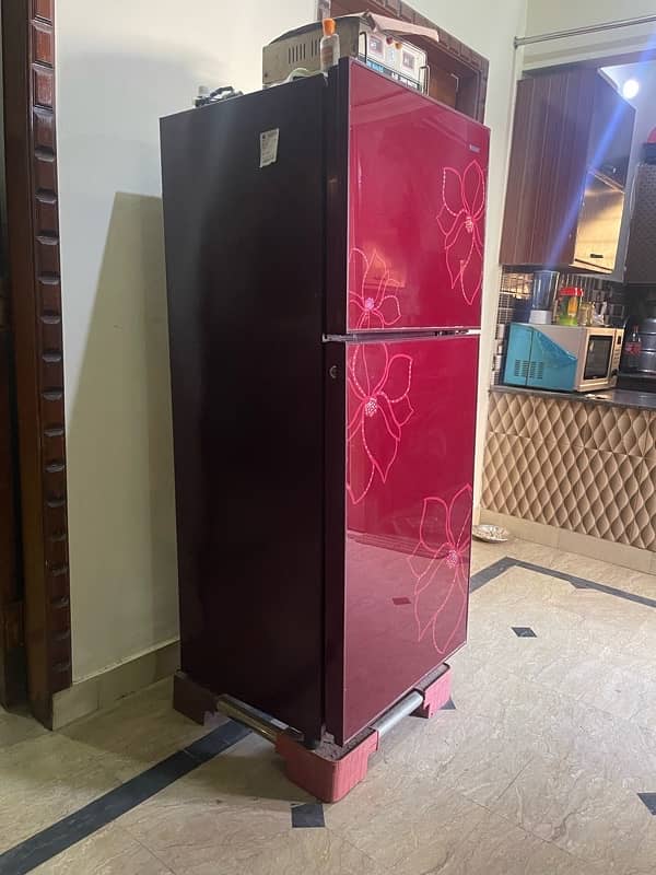 very good condition fridge 0